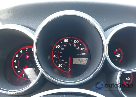 2008 Pontiac Vibe from USA, damaged, VIN 5Y2SL65888Z400154